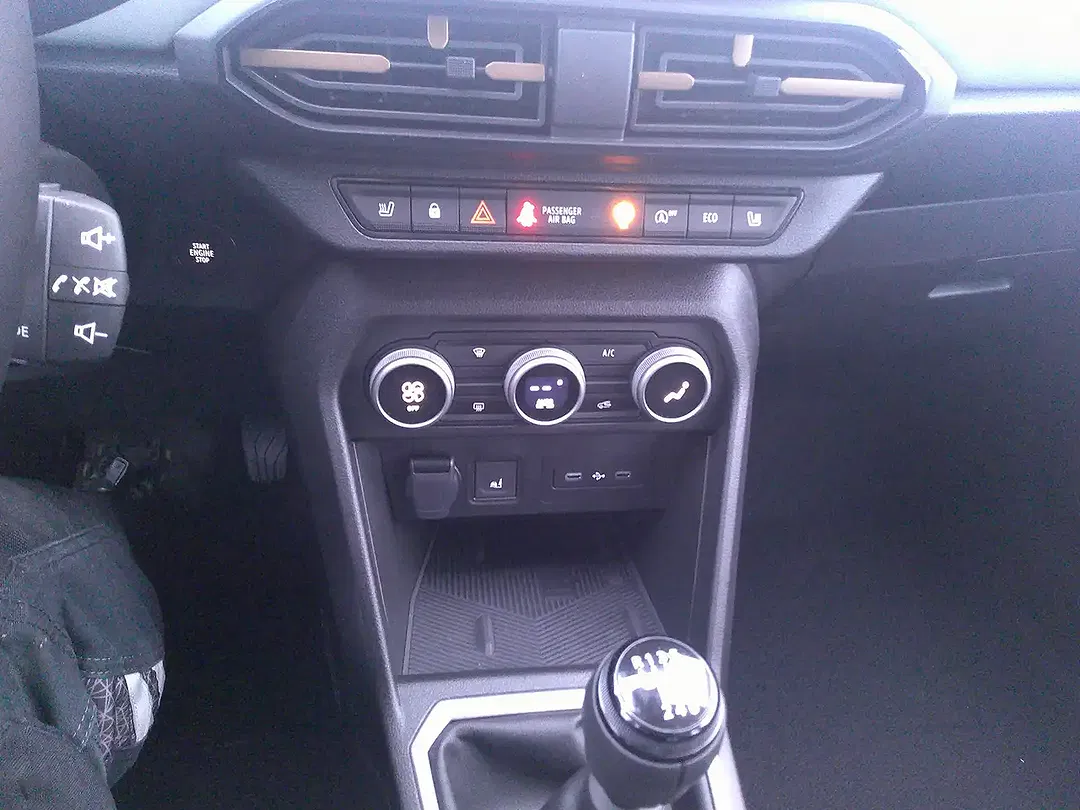 Dacia Sandero TCe Stepway Extreme - Thumbnail 14