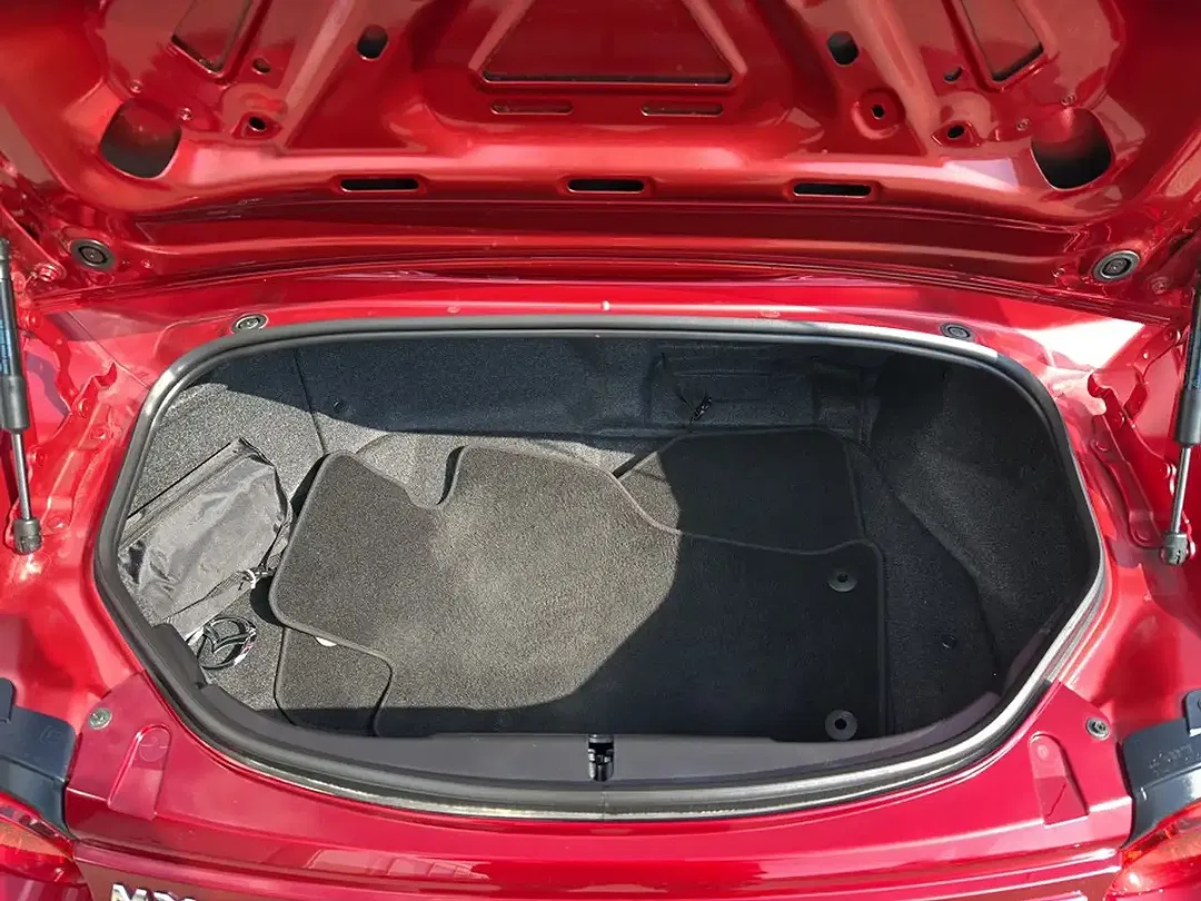 Mazda MX-5 Selection - Thumbnail 8