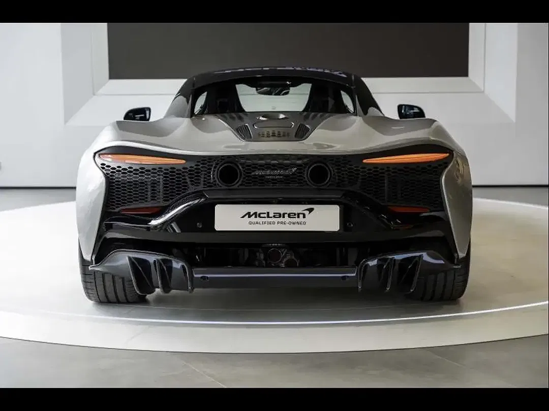 McLaren Artura - Thumbnail 8