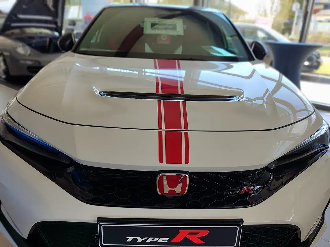 Honda Civic 2.0 VTEC Turbo Type R Ultimate Edition - Thumbnail 5