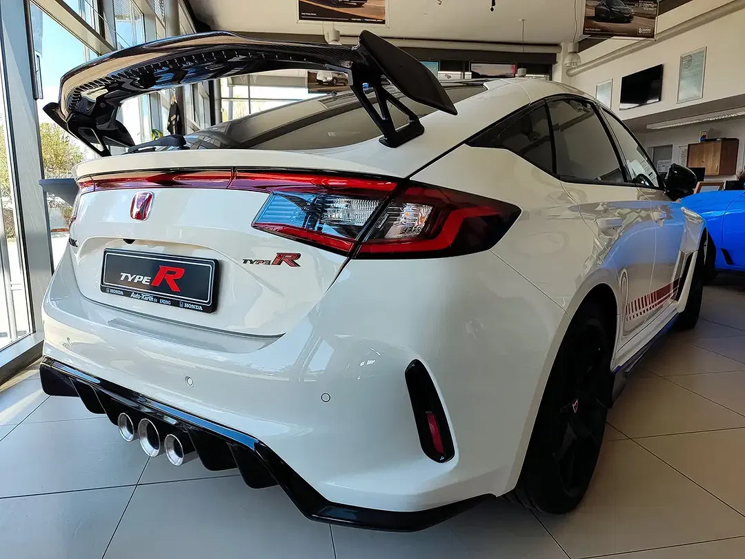 Honda Civic 2.0 VTEC Turbo Type R Ultimate Edition - Thumbnail 6