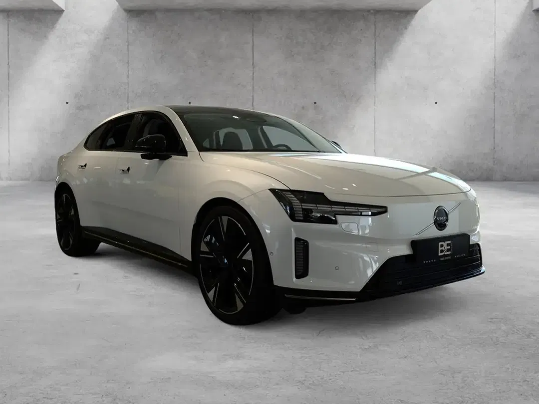 Volvo ES90 Single Motor Extended Range Ultra - Thumbnail 3