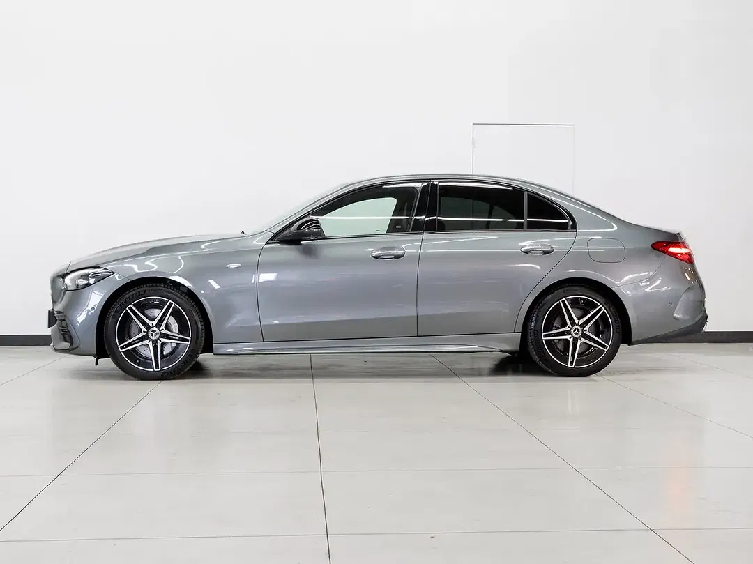 Mercedes-Benz C 300 AMG Burmester Night - Thumbnail 33