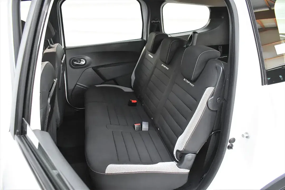 Dacia Lodgy Stepway - Thumbnail 13