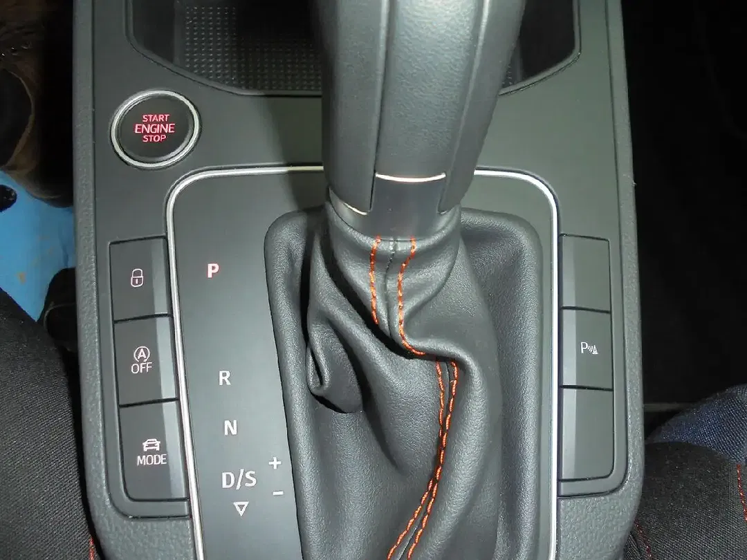 SEAT Ibiza FR - Thumbnail 14
