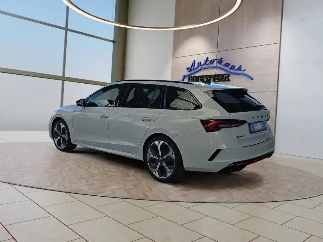 Skoda Octavia 2.0 TSI vRS - Thumbnail 3