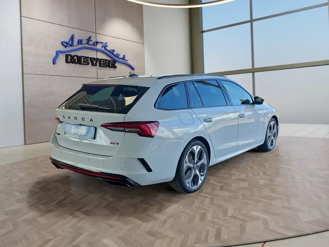 Skoda Octavia 2.0 TSI vRS - Thumbnail 5