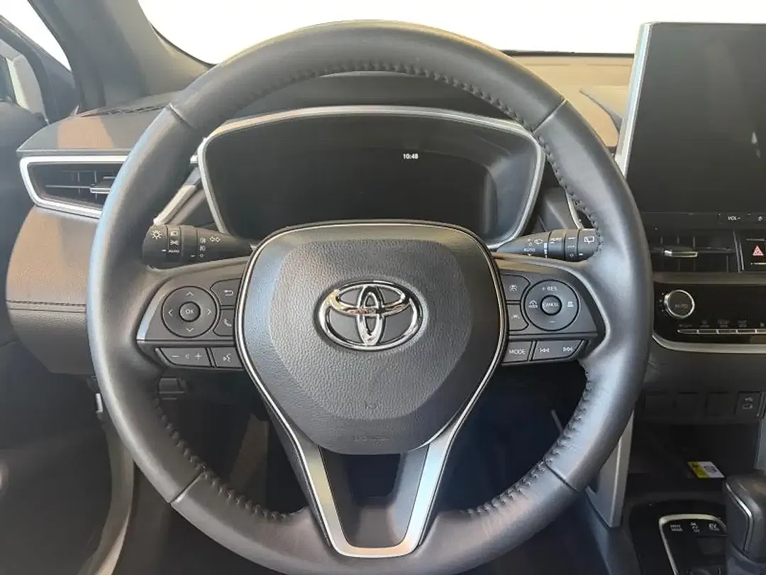 Toyota Corolla Cross Hybrid Style - Thumbnail 11
