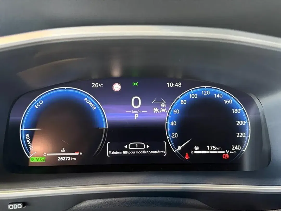 Toyota Corolla Cross Hybrid Style - Thumbnail 12