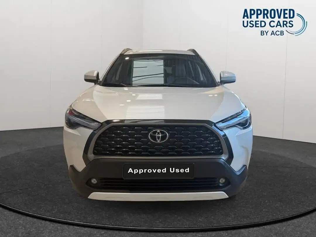 Toyota Corolla Cross Hybrid Style - Thumbnail 6