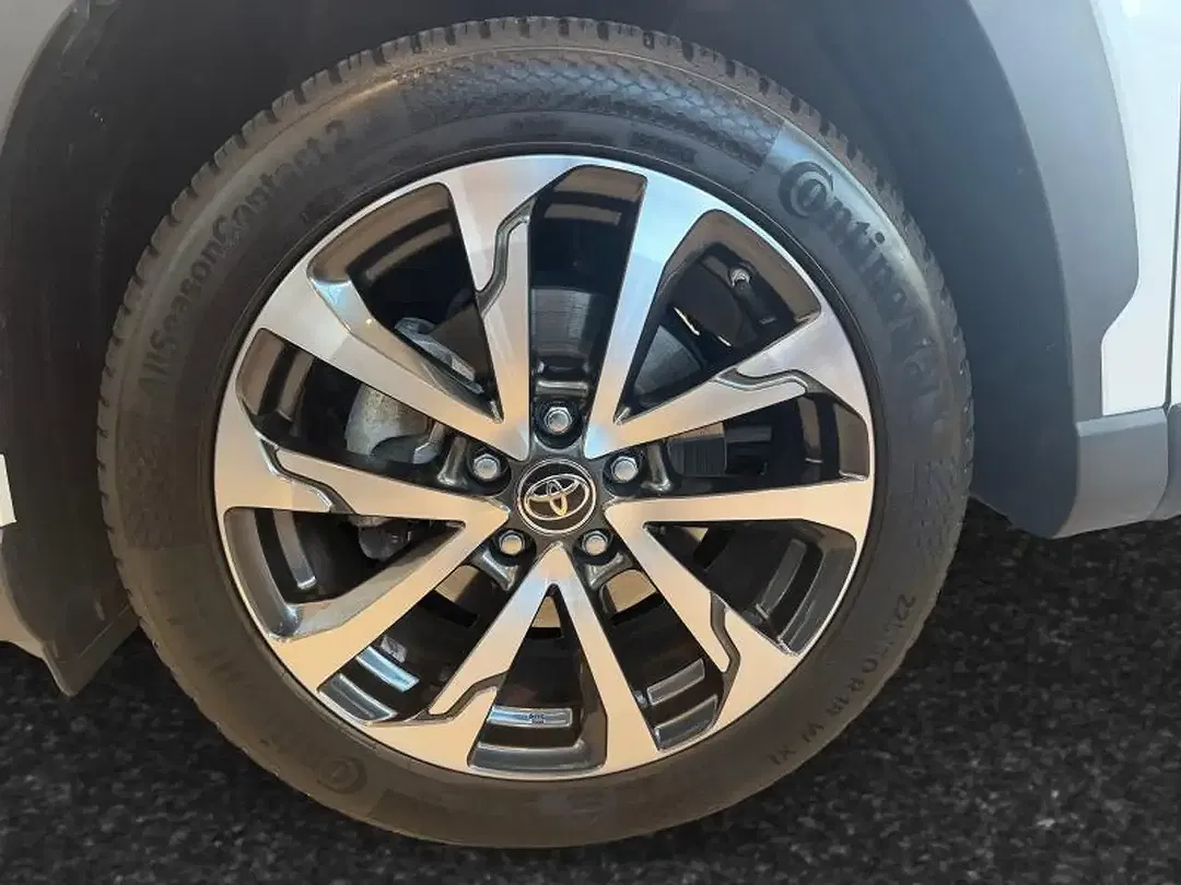 Toyota Corolla Cross Hybrid Style - Thumbnail 7