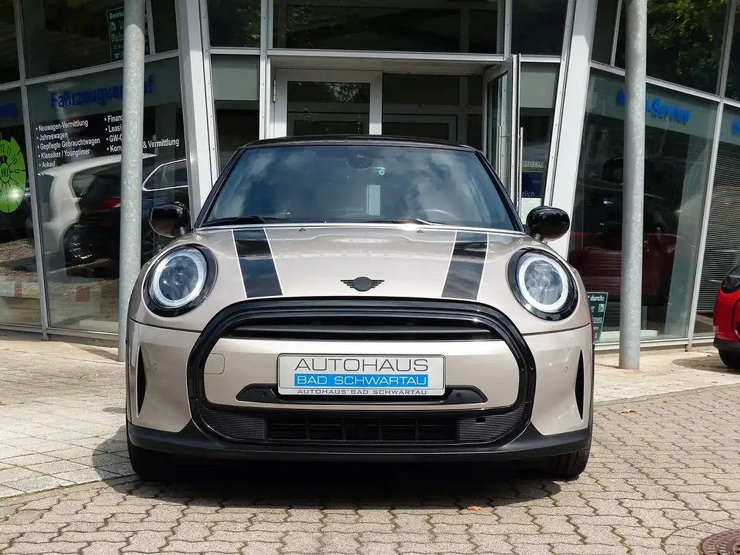 MINI Cooper AUT Classic Trim - Thumbnail 4