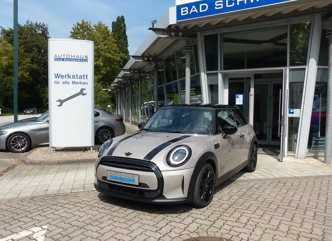 MINI Cooper AUT Classic Trim - Thumbnail 5