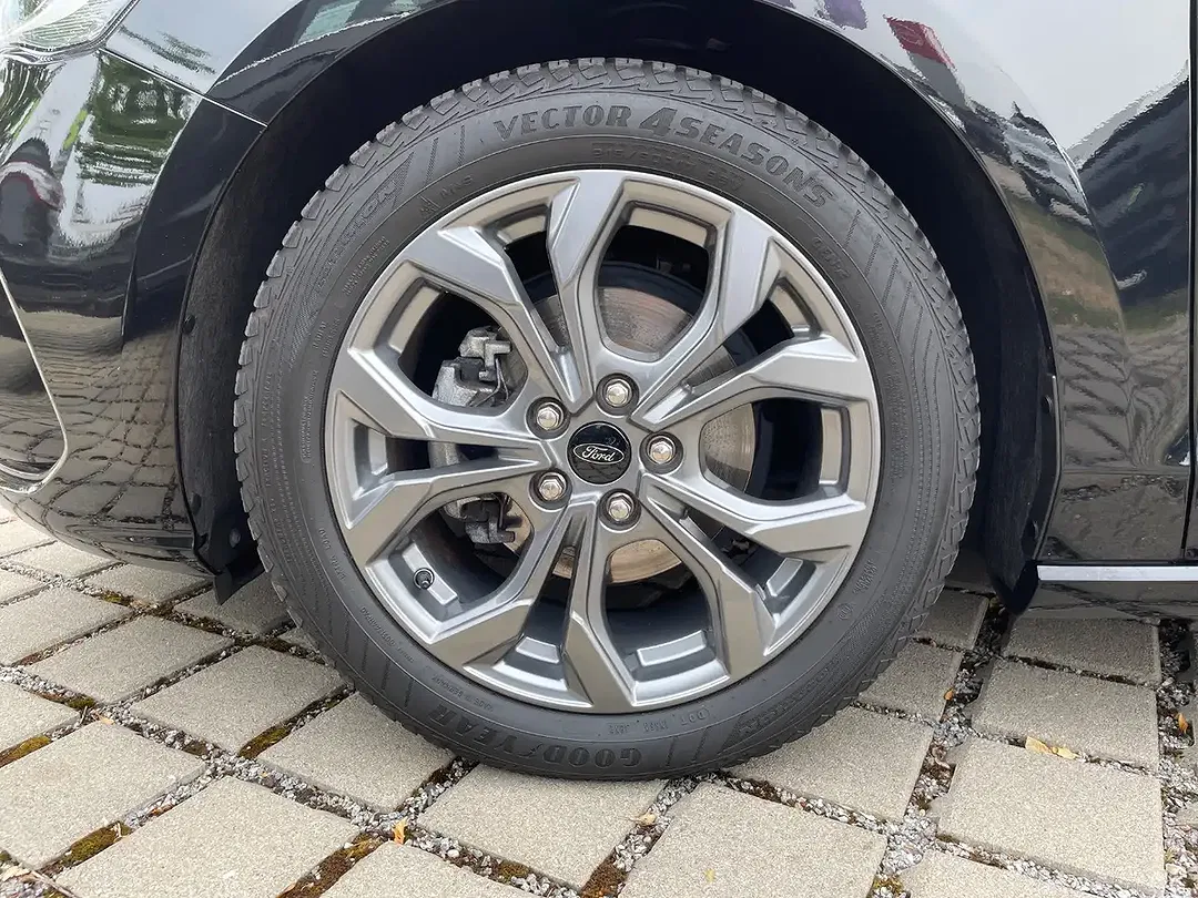 Ford Focus MHEV ST-Line - Thumbnail 6