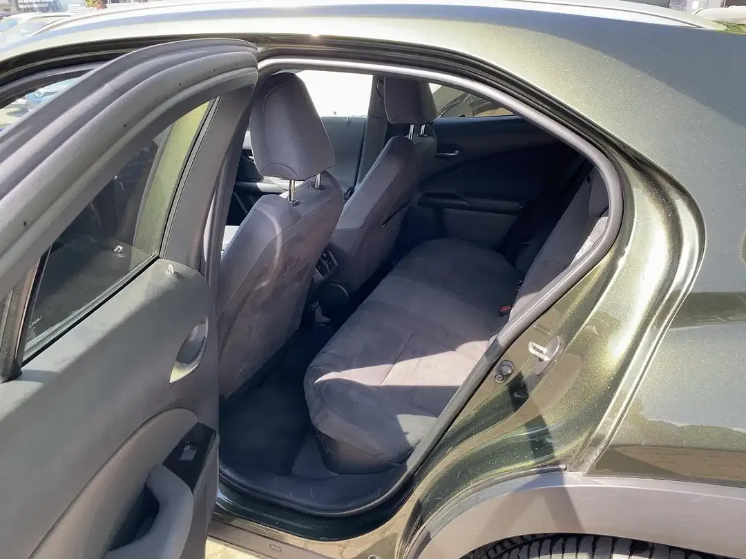 Lexus UX 250h Style Edition - Thumbnail 9