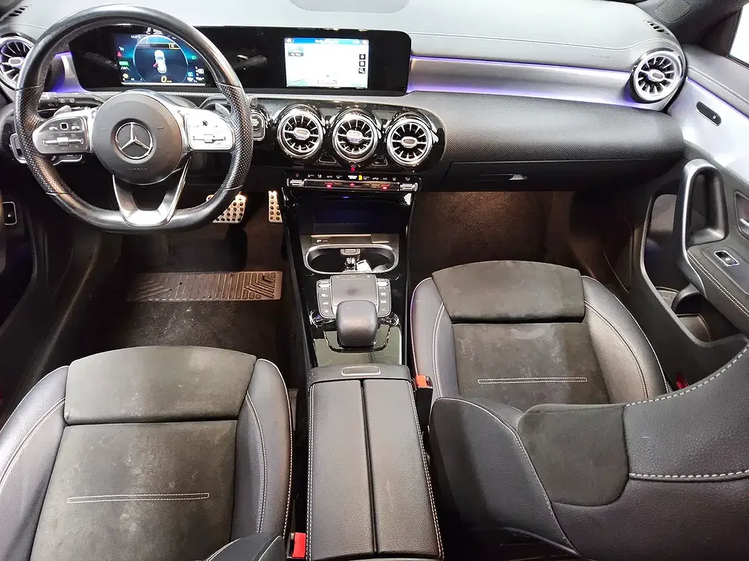 Mercedes-Benz CLA 250 AMG Line Night - Thumbnail 4