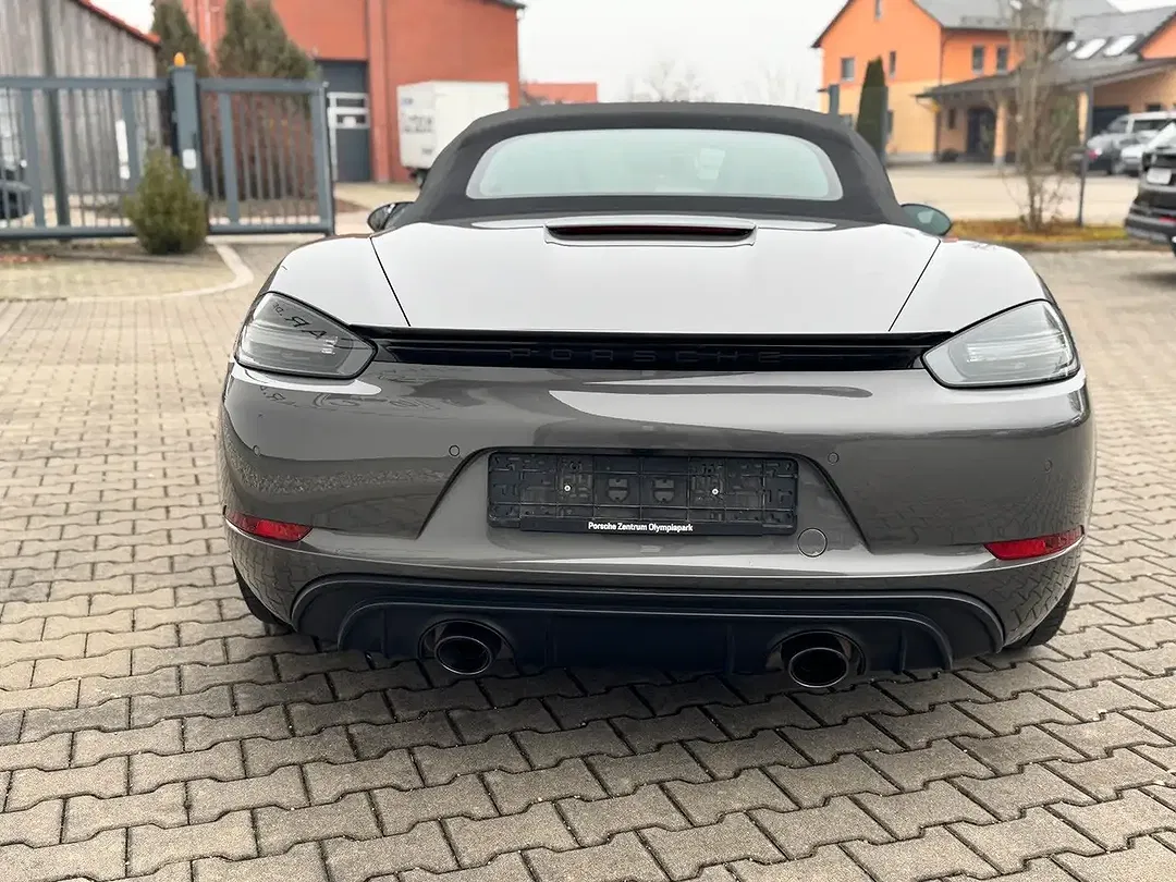 Porsche Boxster 4.0 PDK GTS - Thumbnail 8