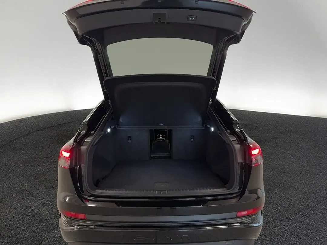Audi Q4 e-tron 40 Matrix LED - Thumbnail 6