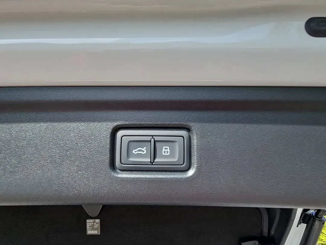 Audi A6 e-tron performance Avant S line - Thumbnail 13