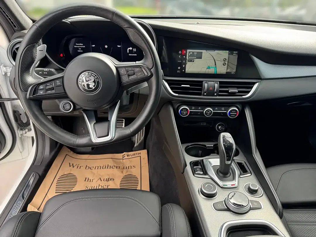 Alfa Romeo Giulia 2.0 Veloce - Thumbnail 4