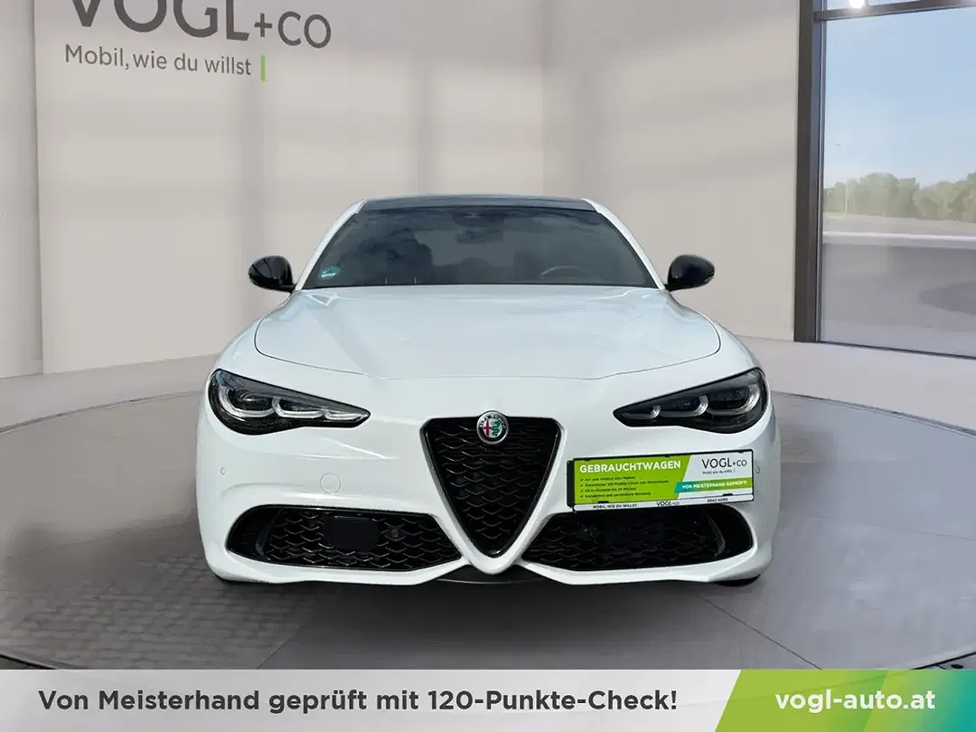 Alfa Romeo Giulia 2.0 Veloce - Thumbnail 6