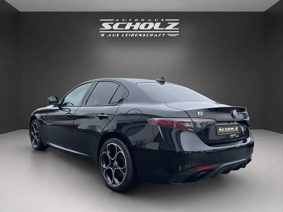 Alfa Romeo Giulia Veloce - Thumbnail 5