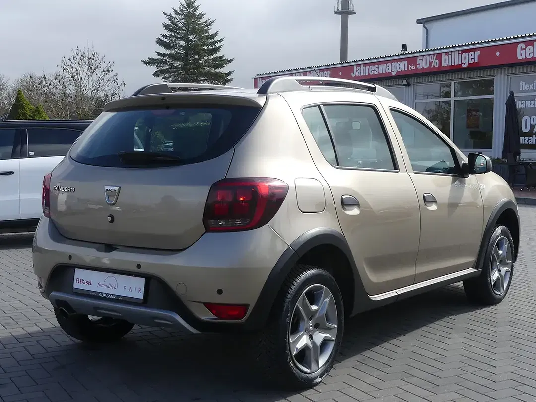 Dacia Sandero TCe Stepway Prestige - Thumbnail 4
