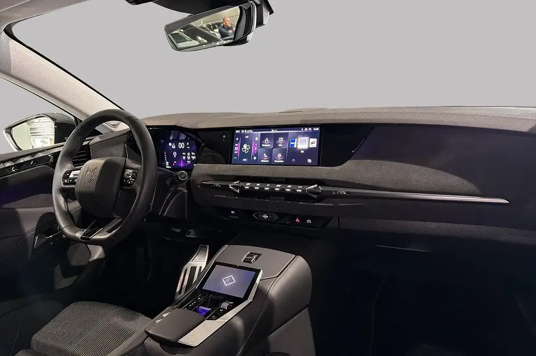 DS Automobiles DS 4 - foto 2
