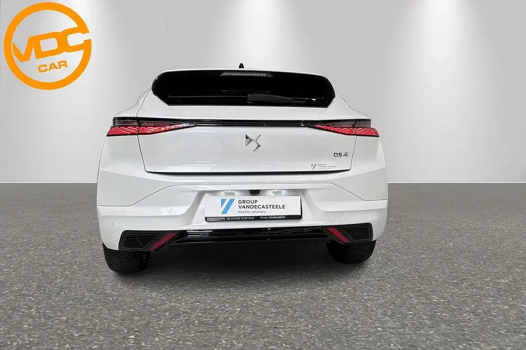 DS Automobiles DS 4 - Thumbnail 6