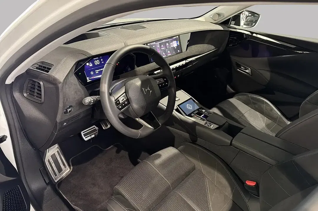 DS Automobiles DS 4 - Thumbnail 8