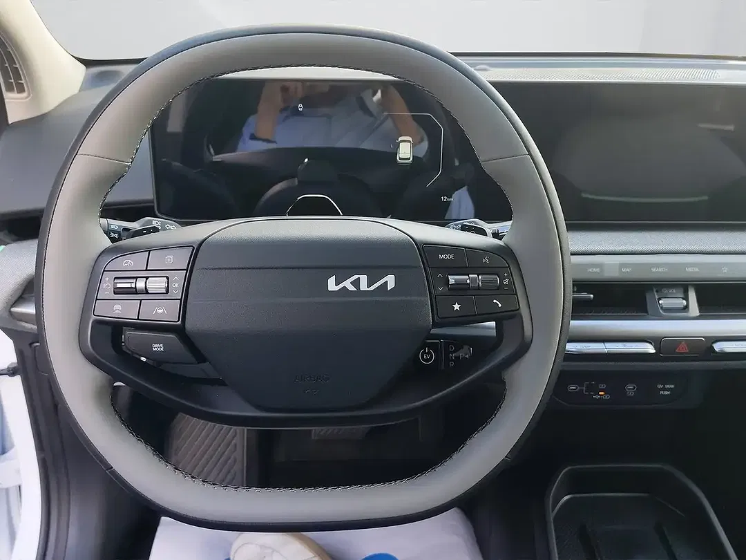 Kia EV4 81.4 kWh Earth - Thumbnail 10