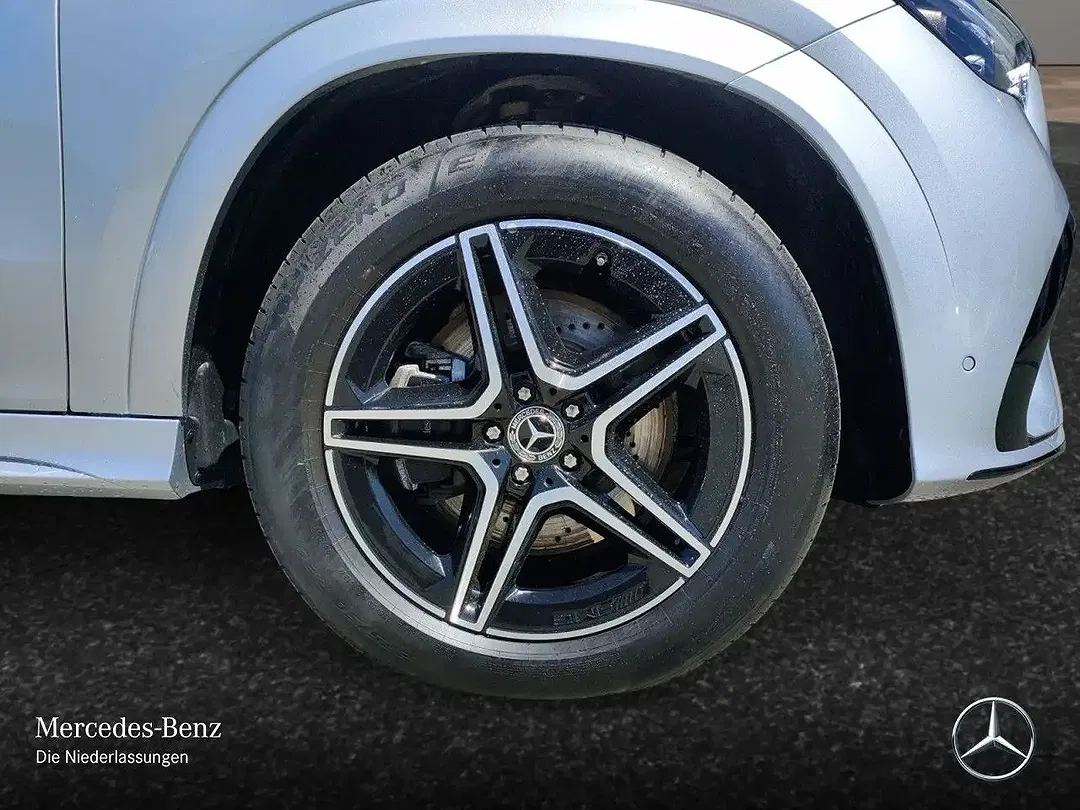 Mercedes-Benz GLE 300 4MATIC AMG Night - Thumbnail 5