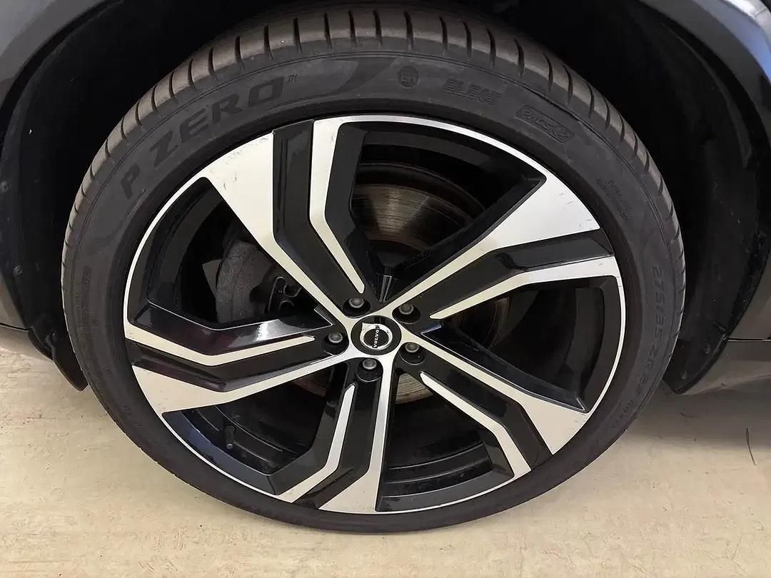 Volvo XC90 T8 PHEV AWD Plus Dark - Thumbnail 12