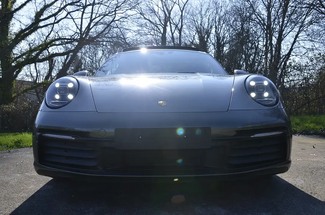 Porsche 992 Carrera - Thumbnail 3