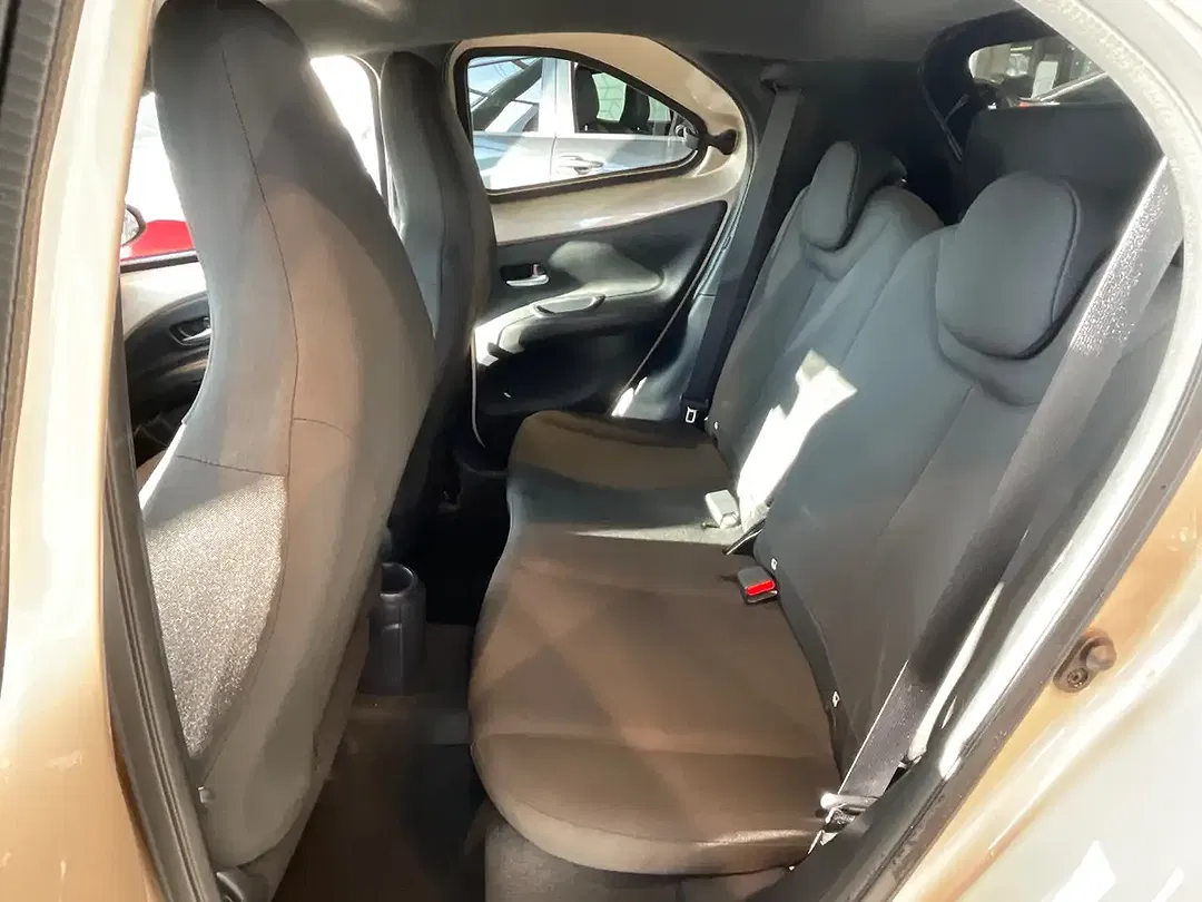 Toyota Aygo - Thumbnail 19