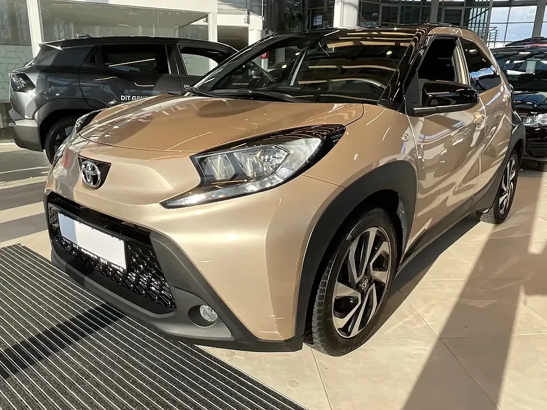 Toyota Aygo - Thumbnail 3