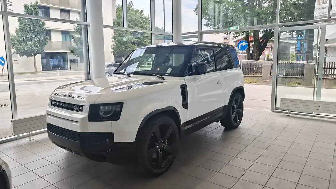 Land Rover Defender V8 90 - Thumbnail 3
