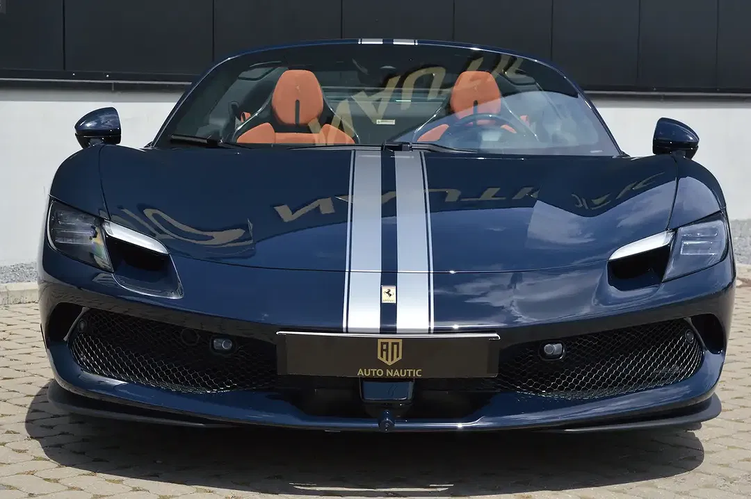 Ferrari 296 GTS 3.0 V6 PHEV - Thumbnail 3