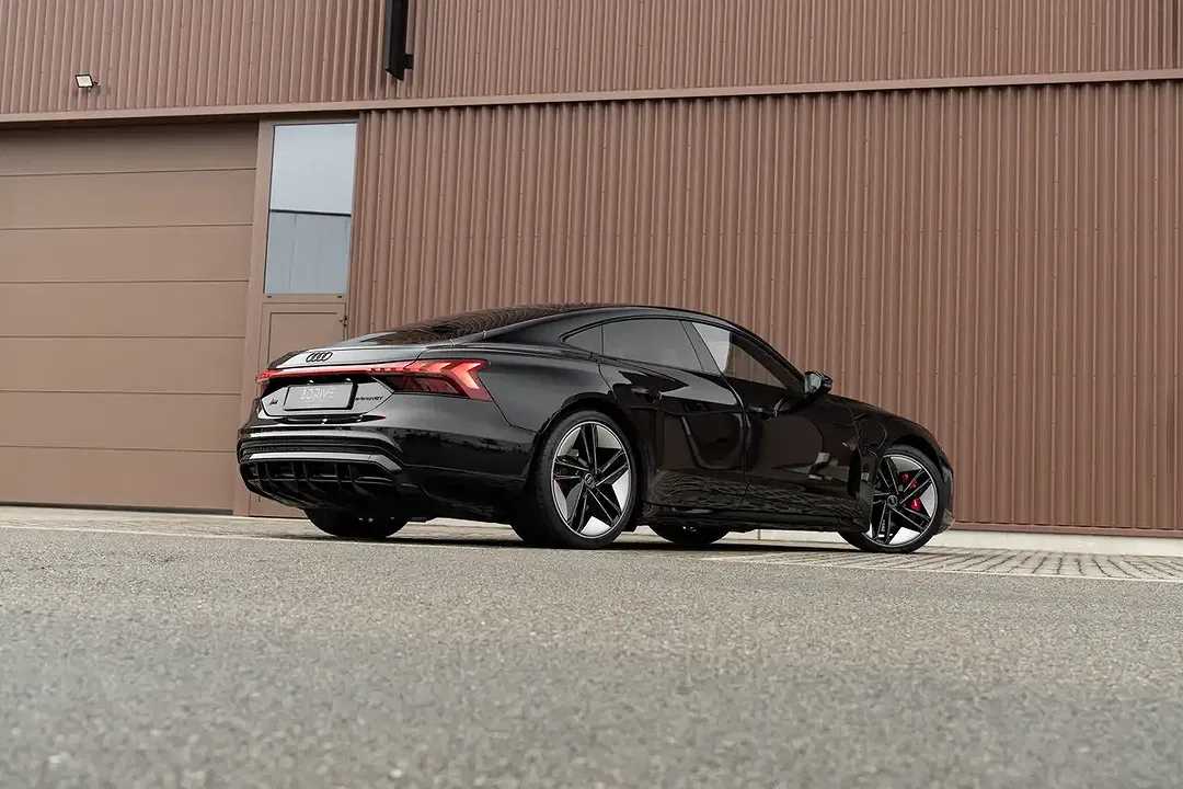 Audi RS e-tron GT Matrix LED exclusive - Thumbnail 4