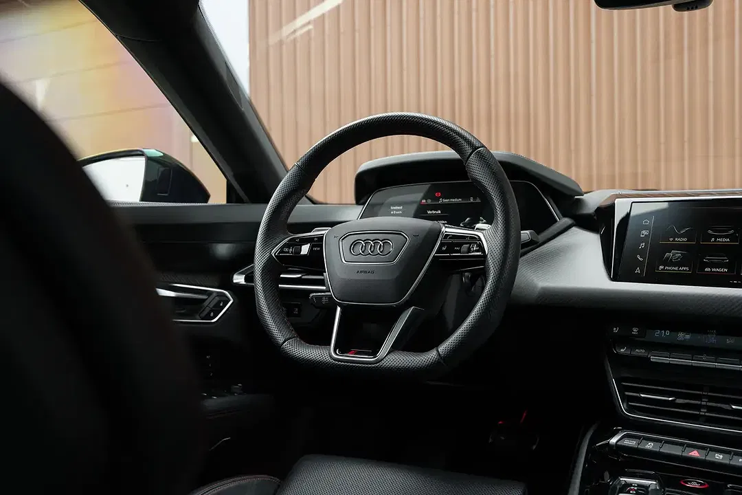 Audi RS e-tron GT Matrix LED exclusive - Thumbnail 5