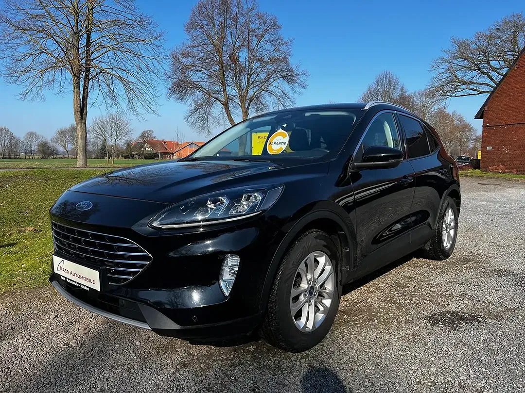 Ford Kuga Hybrid Titanium X - Thumbnail 1