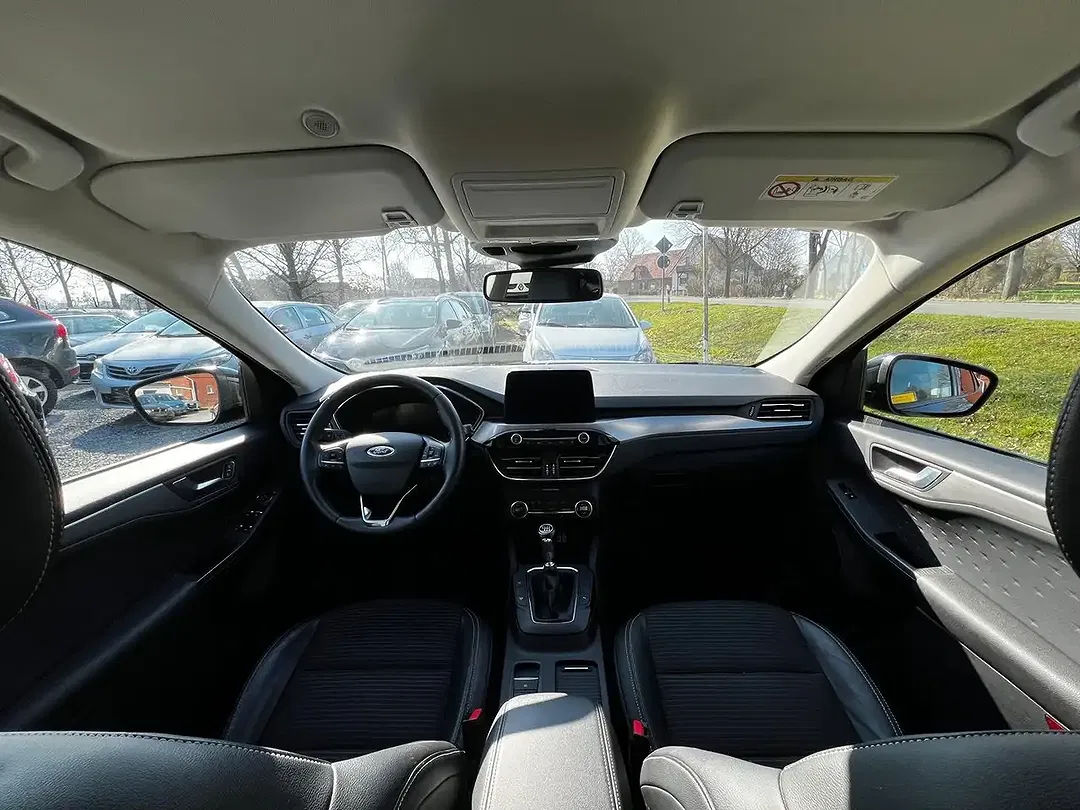 Ford Kuga Hybrid Titanium X - Thumbnail 15