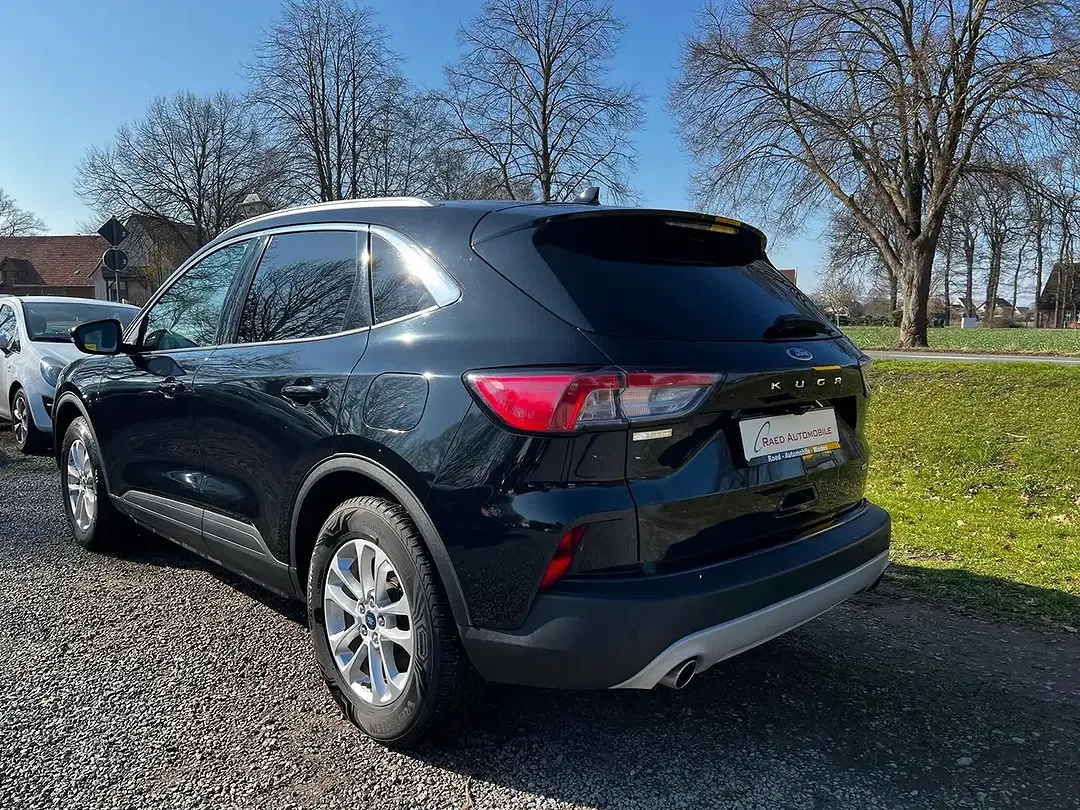 Ford Kuga Hybrid Titanium X - Thumbnail 4