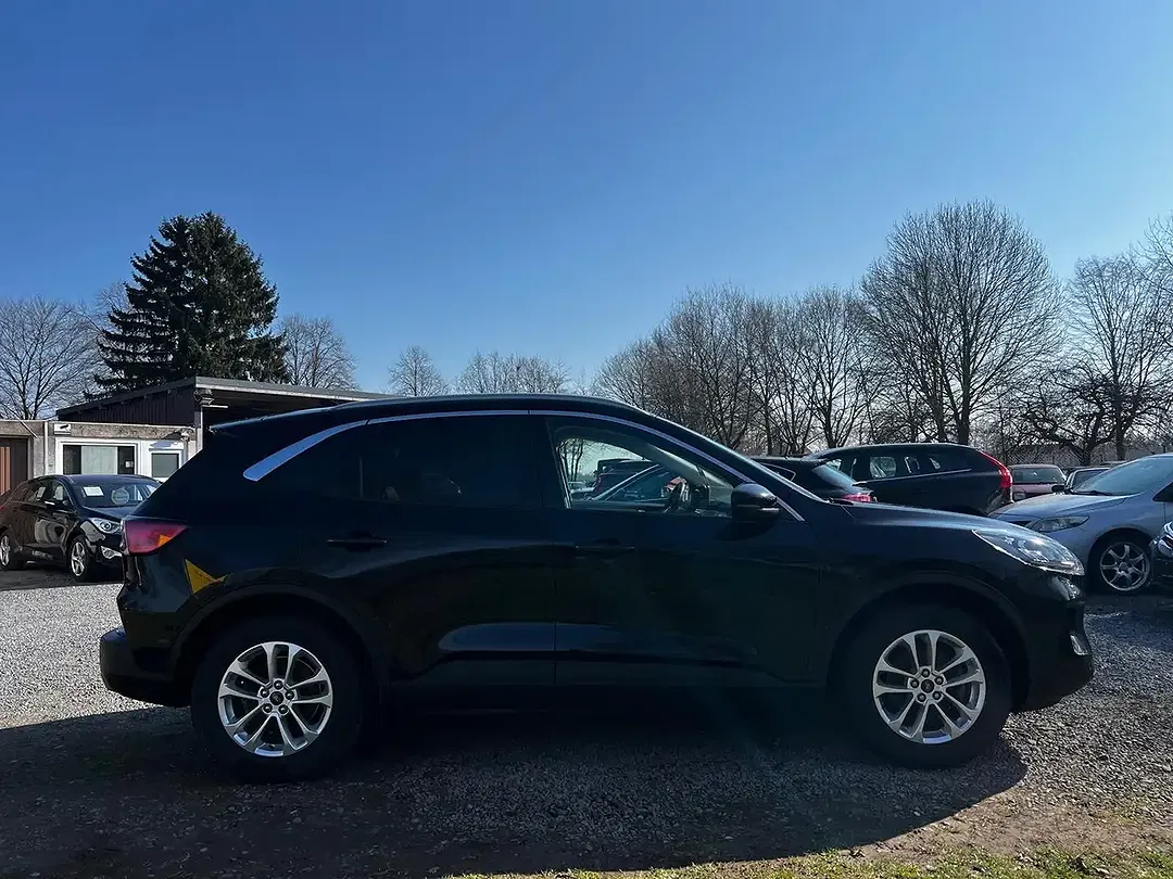 Ford Kuga Hybrid Titanium X - Thumbnail 6