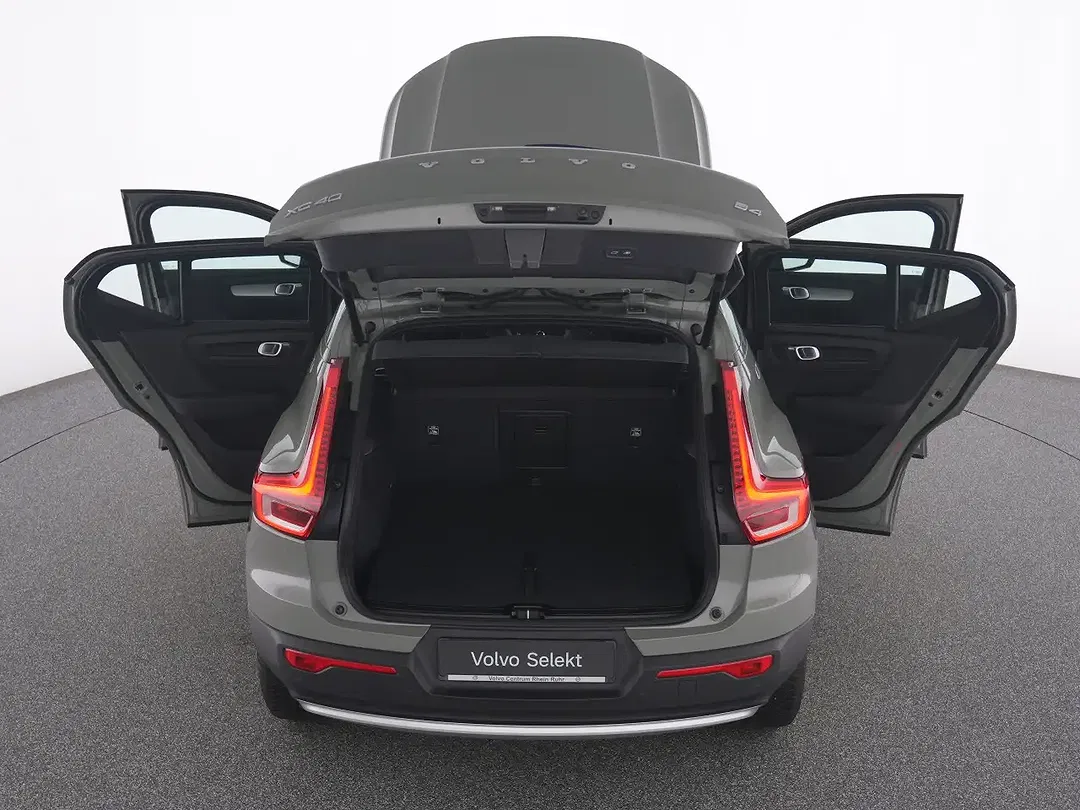 Volvo XC40 B4 Core - Thumbnail 13