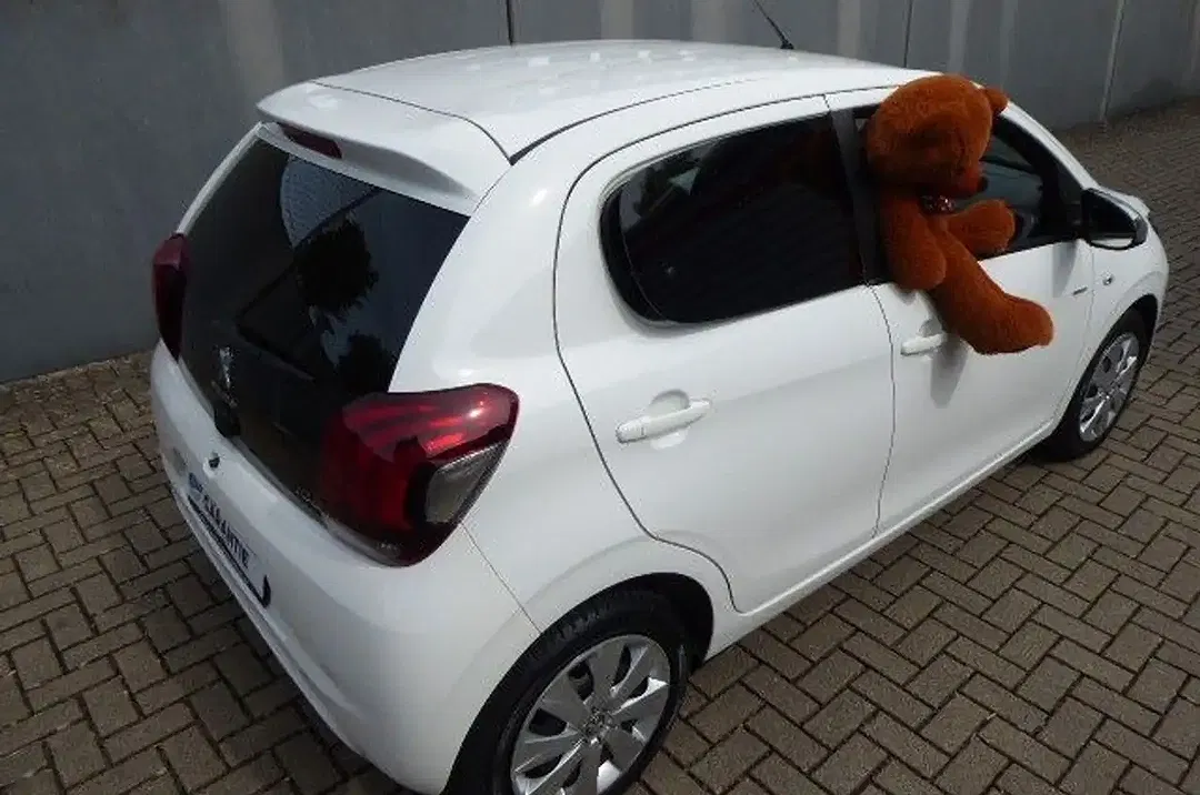 Peugeot 108 VTi Style - Thumbnail 4