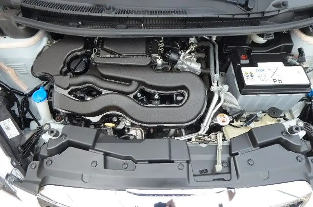 Peugeot 108 VTi Style - Thumbnail 5