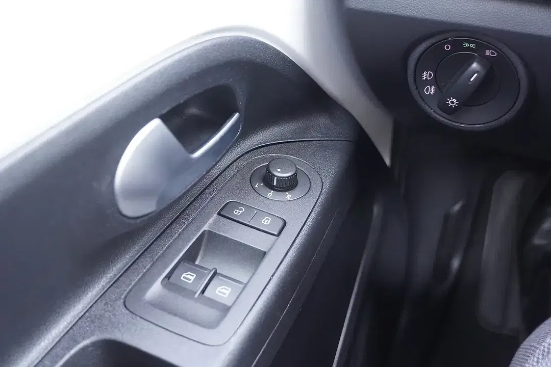 Volkswagen up! 1.0 Move - Thumbnail 13