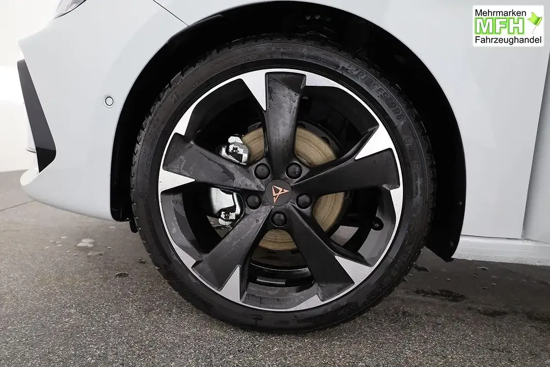 CUPRA Leon 1.5 eTSI DSG Sportstourer - Thumbnail 12