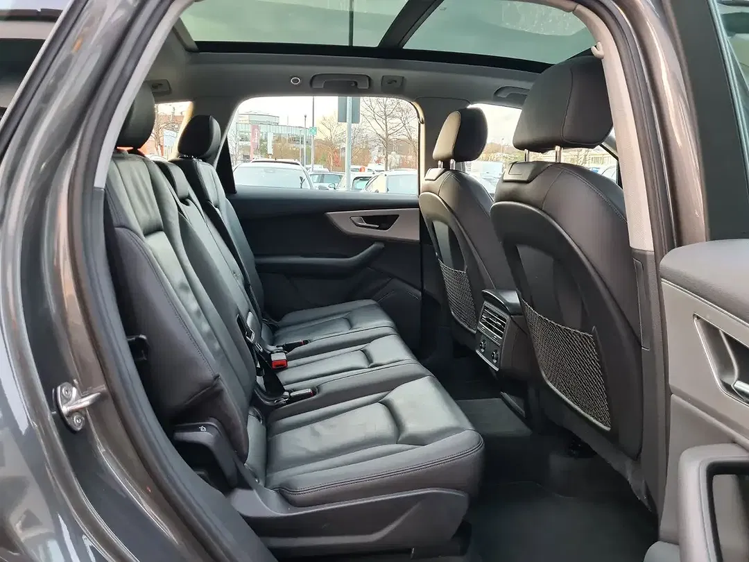 Audi Q7 55 TFSI - foto 15